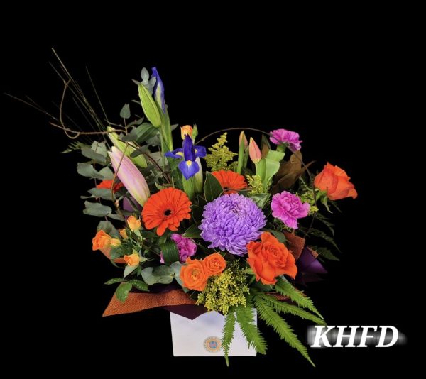 Seasonal posy box bright