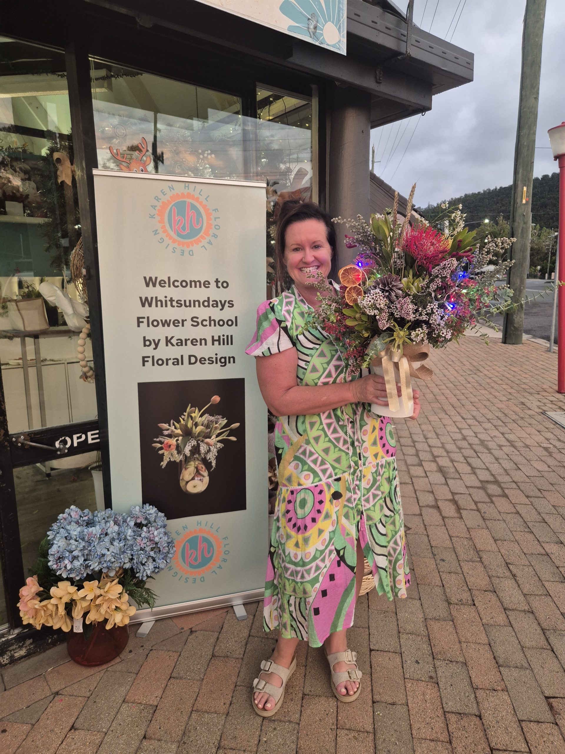 Christmas Flower Class Monday 15th December 2025 - Image 9